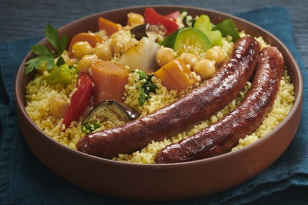 plat de couscous avec merguez