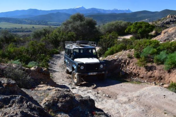 désert des agriates en voiture